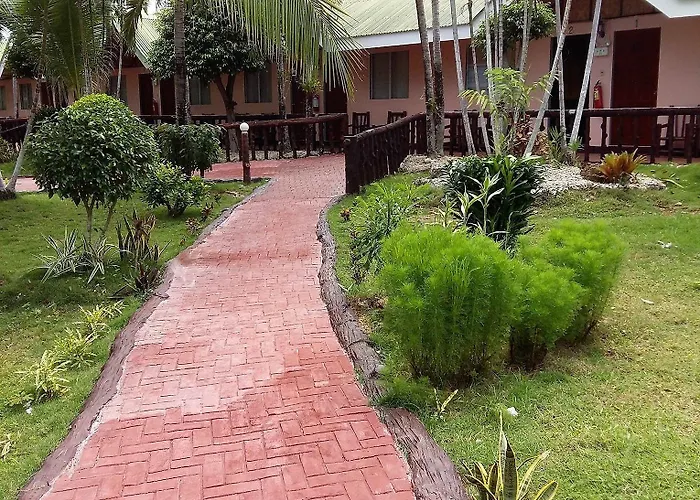 Coco Grove Nature Hotel